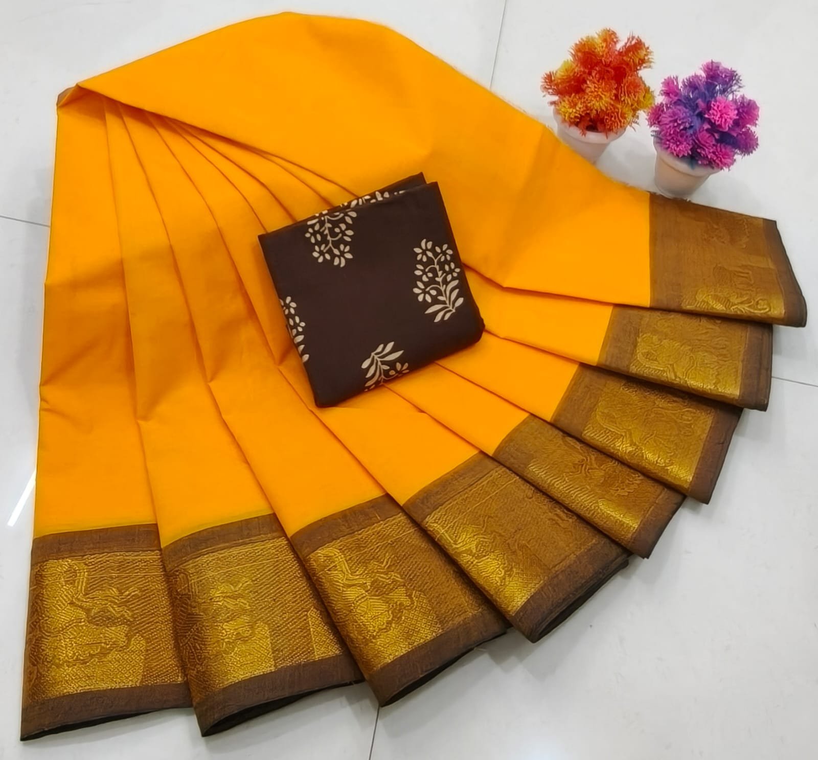 Chettinad Royal Heritage: Pure Cotton Plain Saree with Signature Kalamkari Blouse