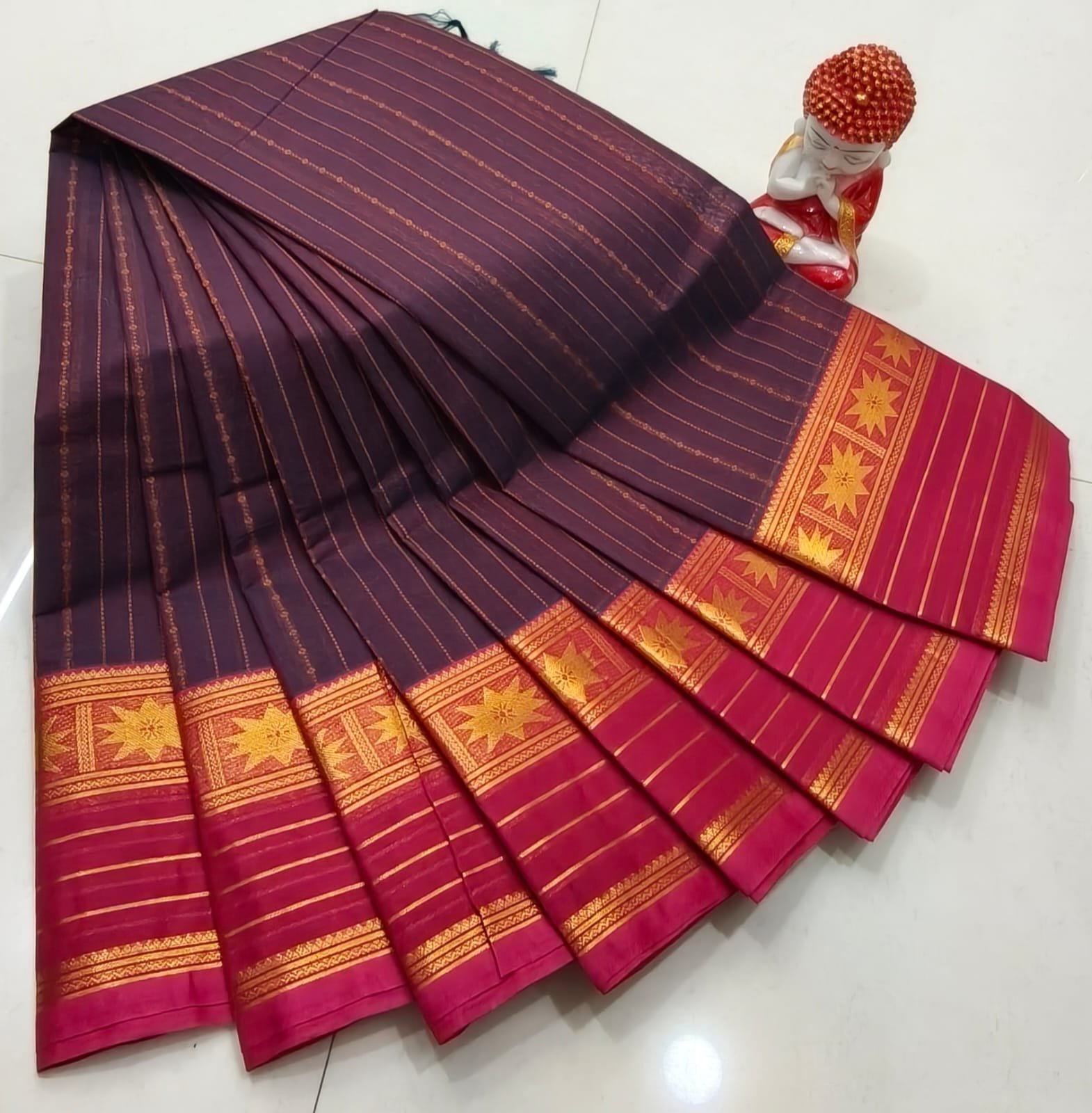 Heritage Grandeur: Pure Kanchi Cotton Vaira Oosi Saree with Rich Pallu